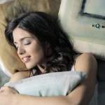 Hogyan javítható az alvás minősége: gyakorlati tippek az éjszakai pihenés javítására