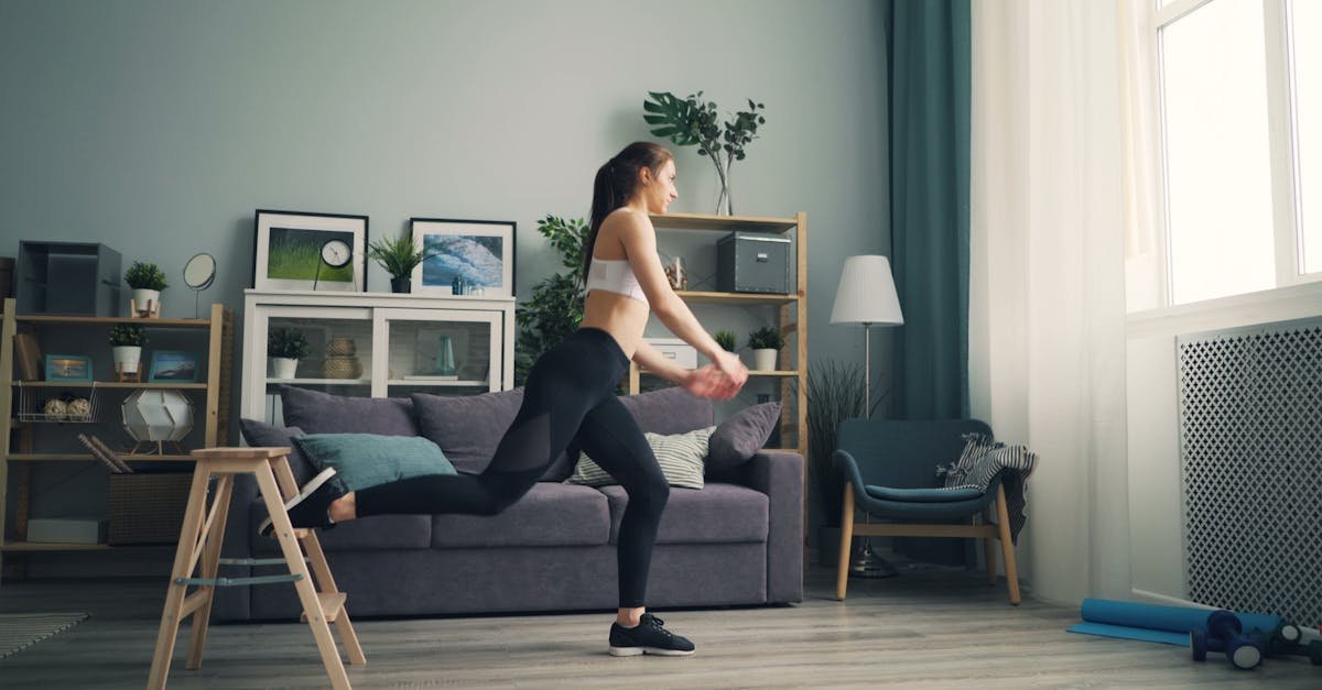 Otthoni edzésterv nőknek: hatékony edzésprogram kezdőknek és haladóknak otthon